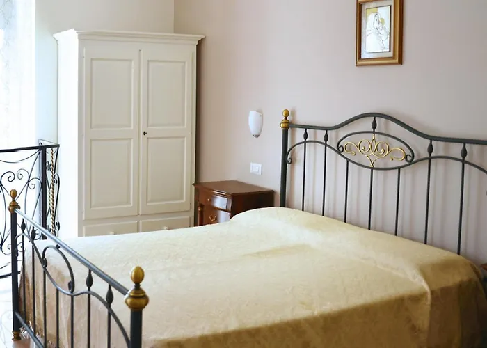 Affittacamere San Francesco Affittacamere 3*